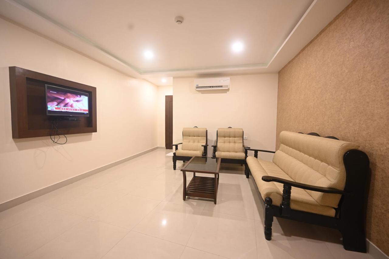 Hotel Bhagavath Gardens Chengannur Exteriér fotografie