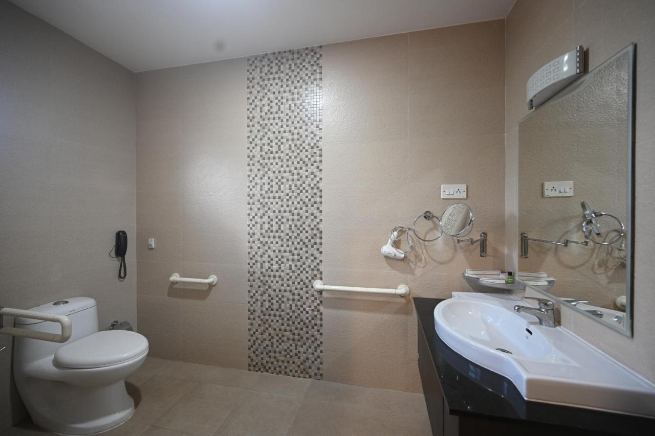 Hotel Bhagavath Gardens Chengannur Exteriér fotografie