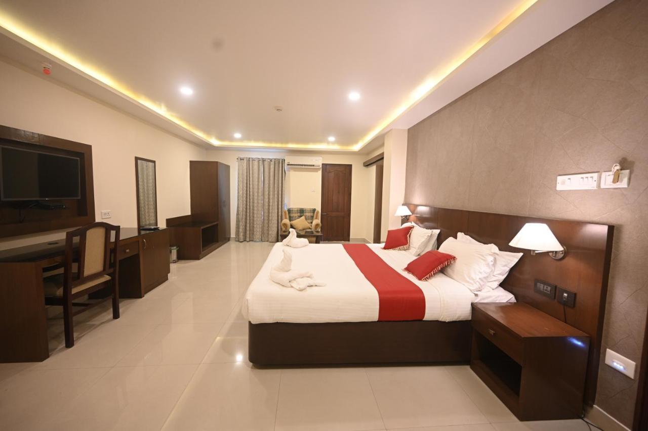 Hotel Bhagavath Gardens Chengannur Exteriér fotografie